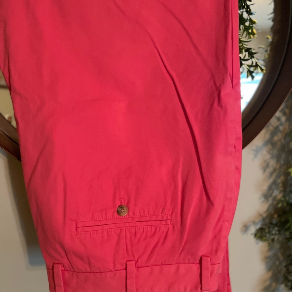 Vineyard vines salmon pants/light pink flashlight back